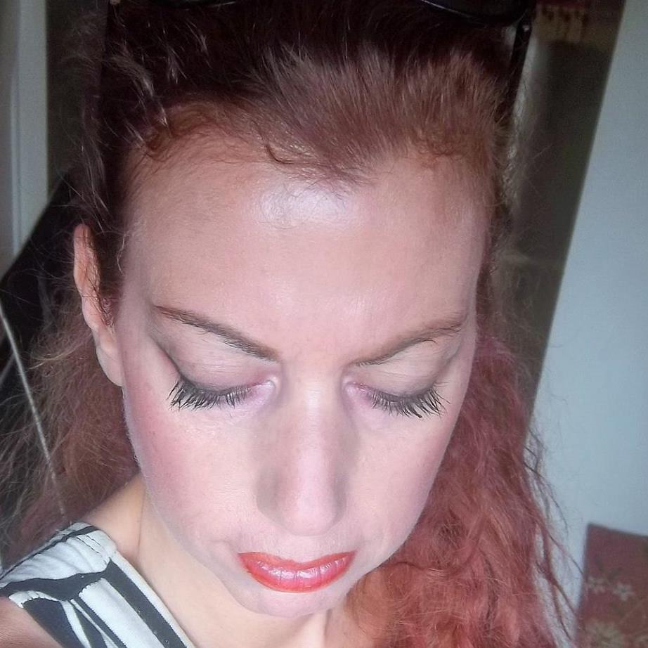 corrine_de_winter_fb_profile